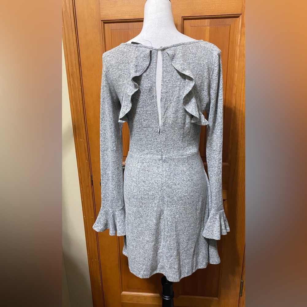 NWT Lulus Gray Knit Dress with Flared Sleeves - Picture 6 of 6